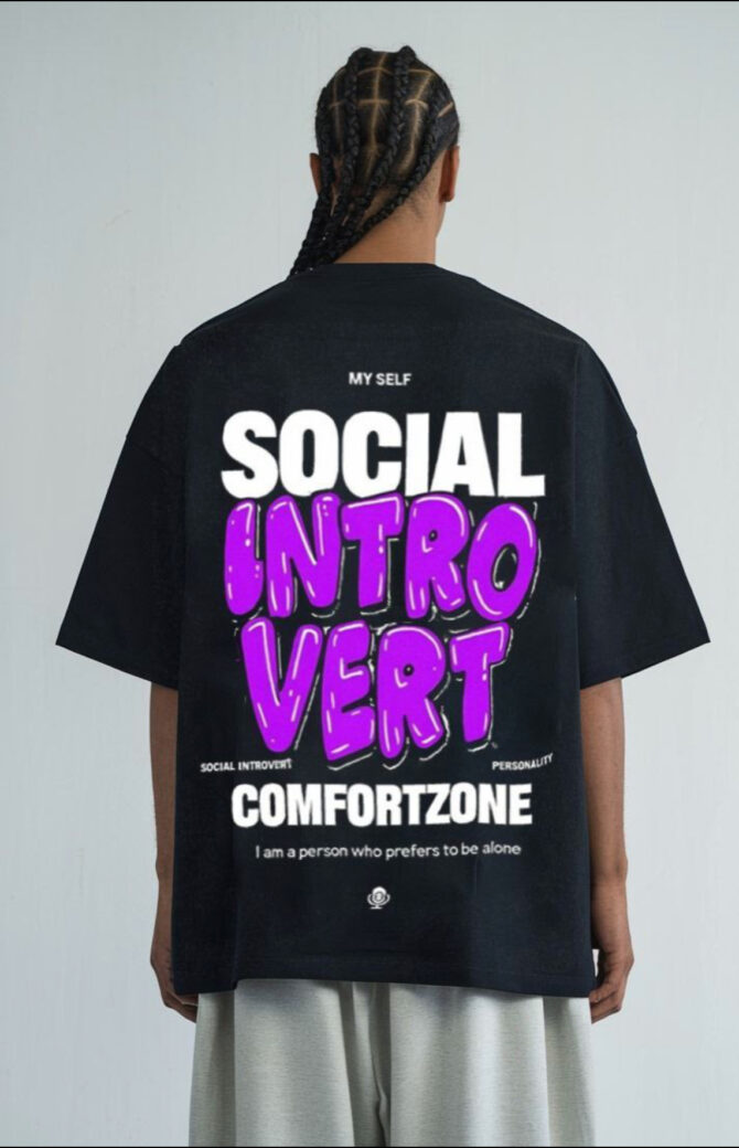 Social introvert -Men’s Oversized Tshirt Black